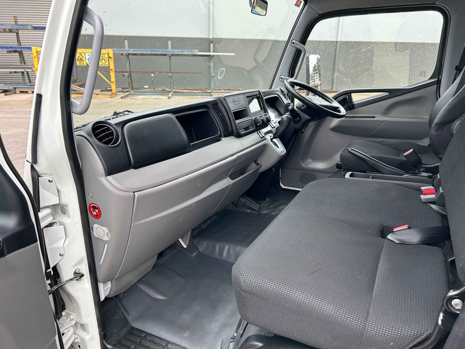 2018 Fuso Canter 815