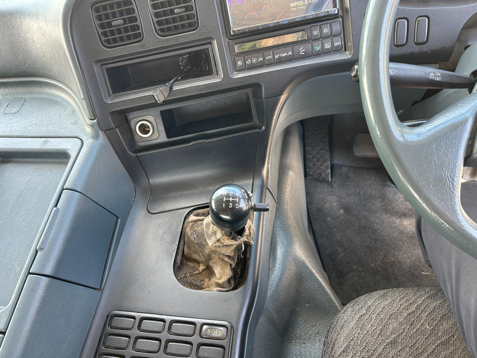 2007 Mitsubishi Fv 500