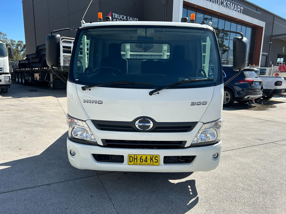 2020 Hino 300 616