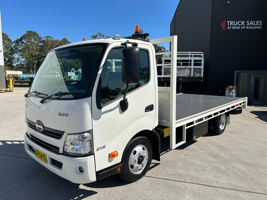 2020 Hino 300 616