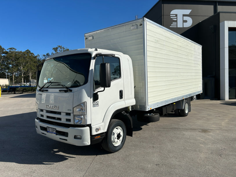 2010 Isuzu Frr 600