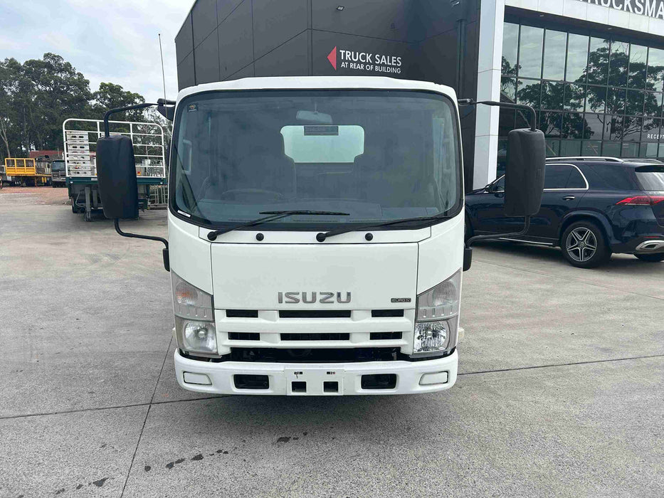 2010 Isuzu N Series NLR 200