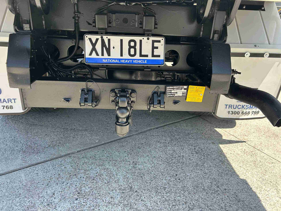 2009 Isuzu N Series NPR 300