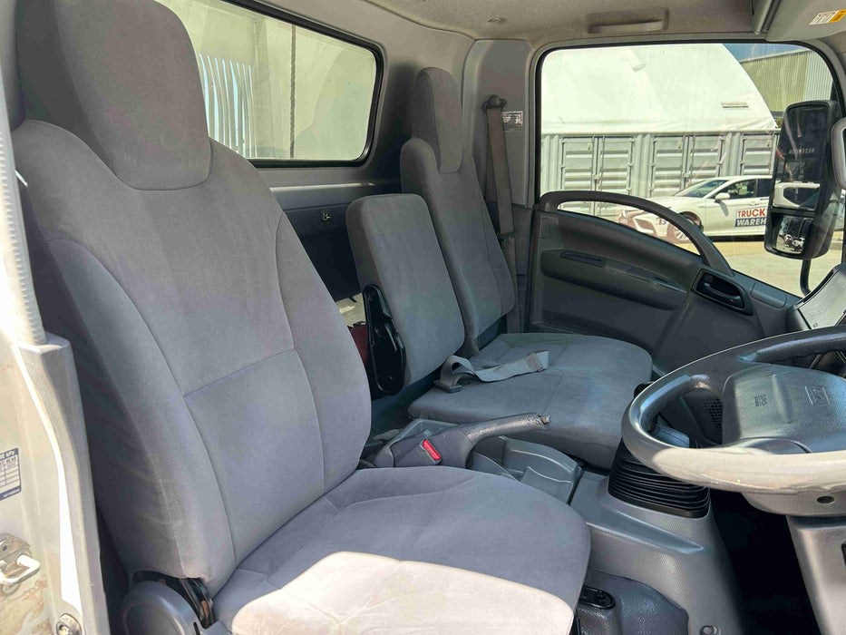 2009 Isuzu N Series NPR 300